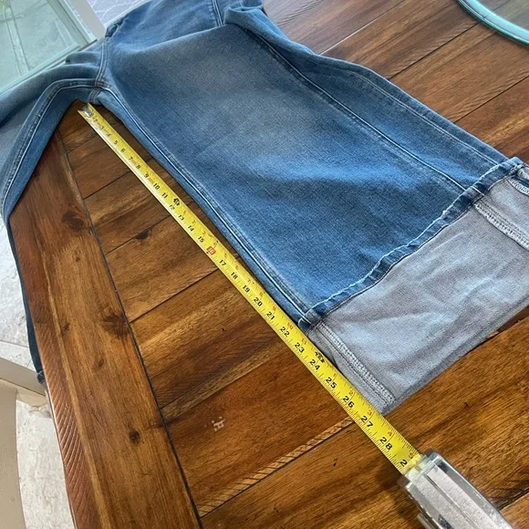 Flying Monkey high rise wide cuffed wide leg medium wash blue denim jeans sz 31 - Picture 12 of 16